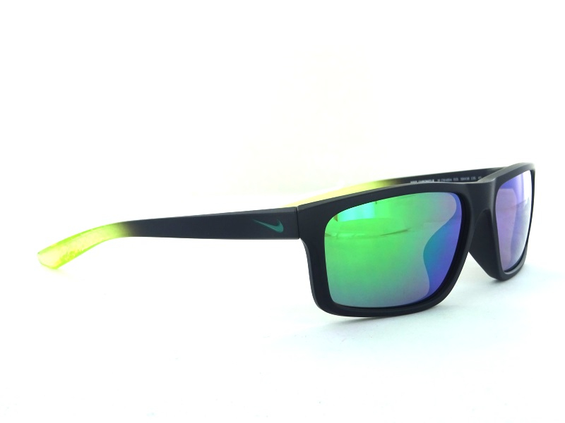 Nike CW4654 015 Chronicle